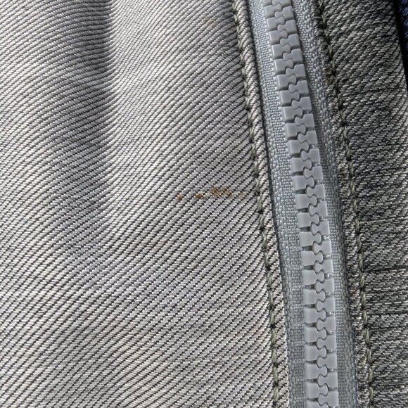 AUTH Kipling Lunch bag Grey - Used - Clean- Good Condition Made in Cambodia - Picture 11 of 15